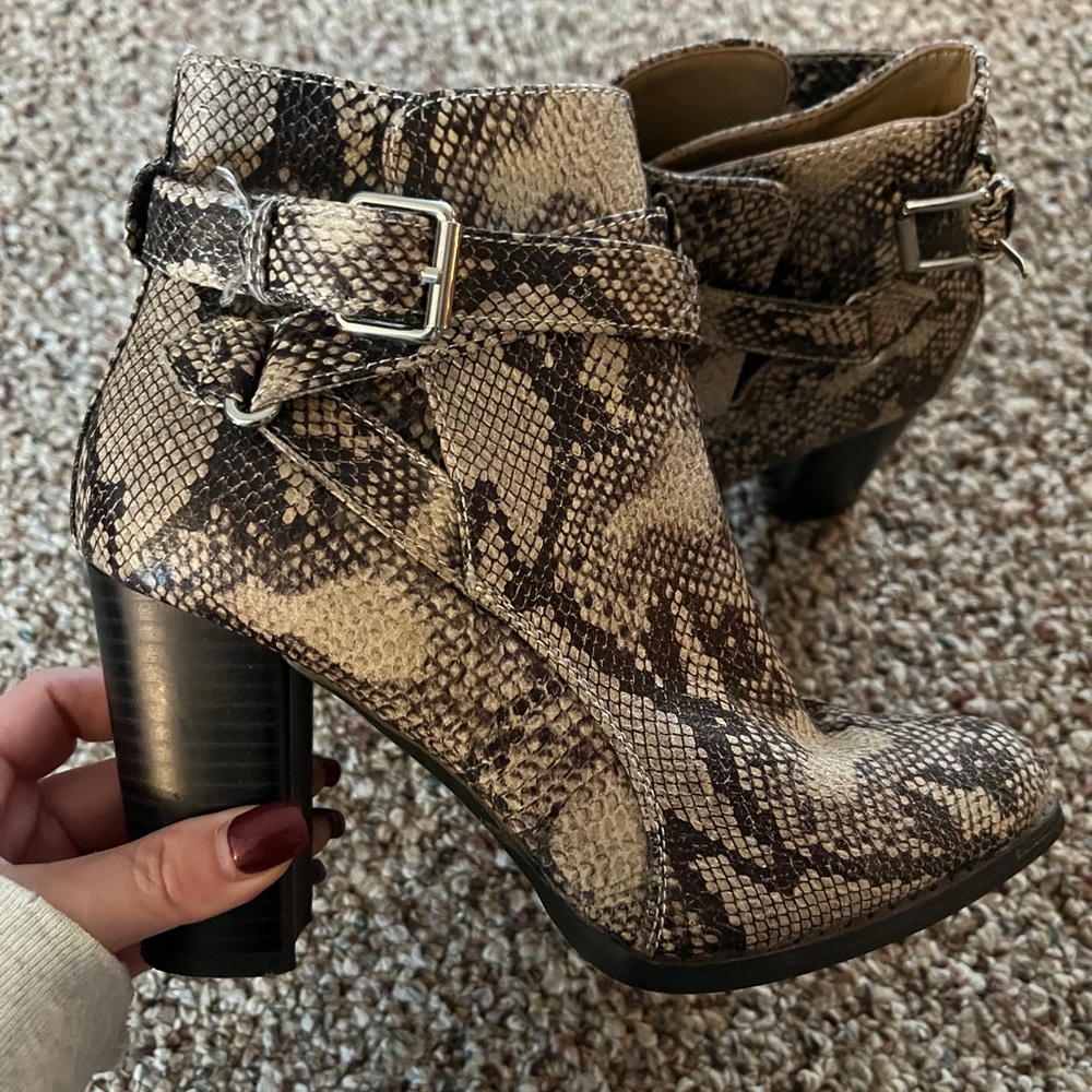 Booties Snake Print Size 7